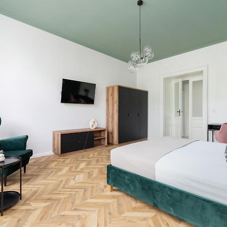 Two Bedroom Apartment - Dietla 11 كراكوفيا المظهر الخارجي الصورة